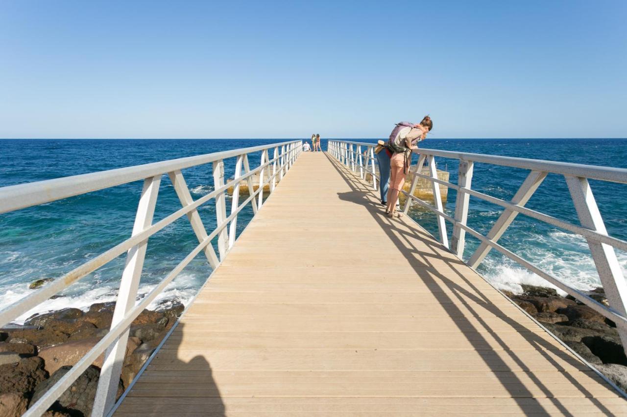 קנדלריה Home2Book Stunning Beachfront House With Sea Views מראה חיצוני תמונה